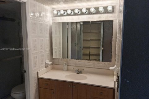 Condominio en venta en Pembroke Pines, Florida, 2 dormitorios № 1779944 - foto 26