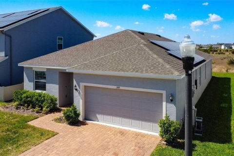 Villa ou maison à vendre à Davenport, Floride: 4 chambres, 195.56 m2 № 2321241 - photo 2