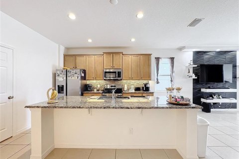 Villa ou maison à vendre à Davenport, Floride: 4 chambres, 195.56 m2 № 2321241 - photo 9