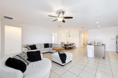 Villa ou maison à vendre à Davenport, Floride: 4 chambres, 195.56 m2 № 2321241 - photo 6