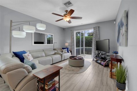 Villa ou maison à vendre à Clermont, Floride: 2 chambres, 159.33 m2 № 2316505 - photo 16