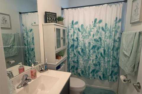 Casa en venta en Homestead, Florida, 3 dormitorios, 176.89 m2 № 2015943 - foto 11