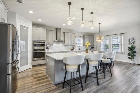 House in Riverview, Florida 5 bedrooms, 392.79 sq.m. № 1568232 - photo 9