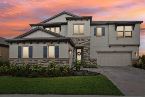 House in Riverview, Florida 5 bedrooms, 392.79 sq.m. № 1568232 - photo 1