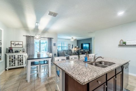 Villa ou maison à vendre à DeBary, Floride: 4 chambres, 170.57 m2 № 1666164 - photo 5