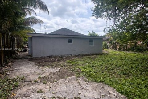 Casa en venta en Miami, Florida, 3 dormitorios, 113.34 m2 № 2089601 - foto 19