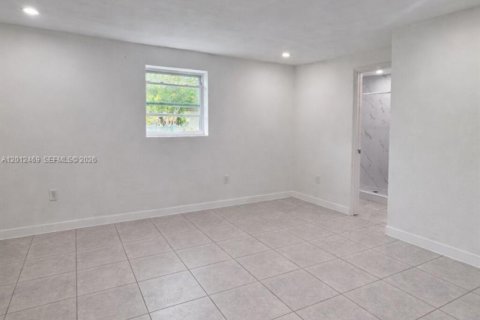 Casa en venta en Miami, Florida, 3 dormitorios, 113.34 m2 № 2089601 - foto 8