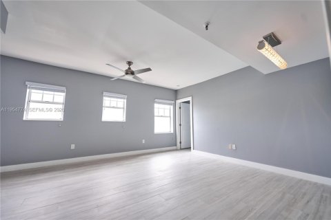 Купить кондоминиум в Майами-Бич, Флорида 2 спальни, 64.1м2, № 2021068 - фото 10