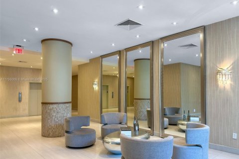 Copropriété à louer à Miami Beach, Floride: 1 chambre, 91.04 m2 № 1501500 - photo 9
