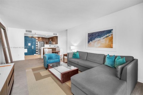 Condominio en venta en Sunny Isles Beach, Florida, 2 dormitorios, 111.58 m2 № 1927107 - foto 20