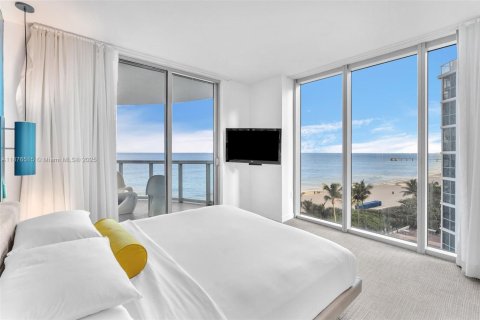 Condominio en venta en Sunny Isles Beach, Florida, 2 dormitorios, 111.58 m2 № 1927107 - foto 2
