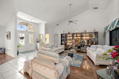 House in Summerfield, Florida 4 bedrooms, 210.14 sq.m. № 1842088 - photo 9