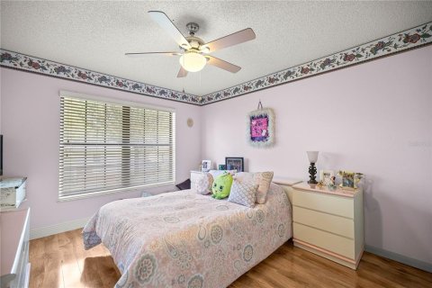 House in Summerfield, Florida 4 bedrooms, 210.14 sq.m. № 1842088 - photo 28