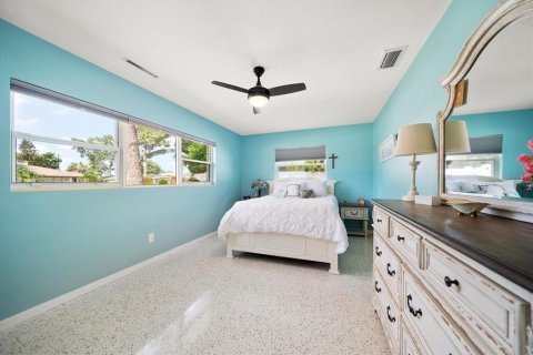 House in Belleair, Florida 2 bedrooms, 147.06 sq.m. № 1885974 - photo 20