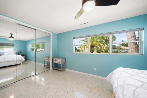 House in Belleair, Florida 2 bedrooms, 147.06 sq.m. № 1885974 - photo 22