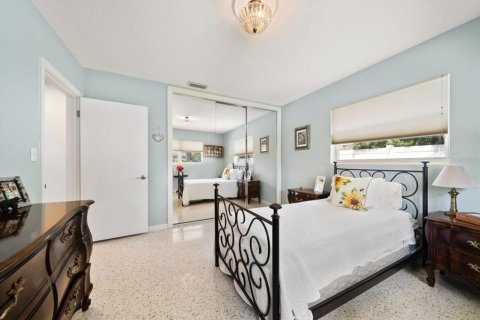 House in Belleair, Florida 2 bedrooms, 147.06 sq.m. № 1885974 - photo 28