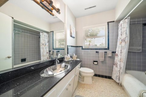 House in Belleair, Florida 2 bedrooms, 147.06 sq.m. № 1885974 - photo 23