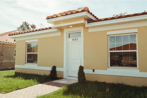 Casa en venta en Kissimmee, Florida, 2 dormitorios, 98.01 m2 № 1131206 - foto 6