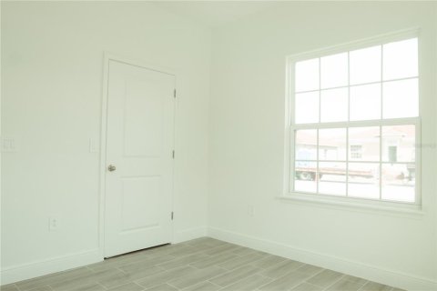 Casa en venta en Kissimmee, Florida, 2 dormitorios, 98.01 m2 № 1131206 - foto 9