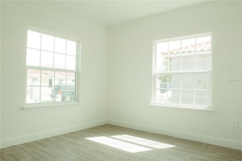 Casa en venta en Kissimmee, Florida, 2 dormitorios, 98.01 m2 № 1131206 - foto 11