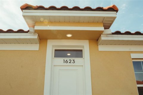 Casa en venta en Kissimmee, Florida, 2 dormitorios, 98.01 m2 № 1131206 - foto 29