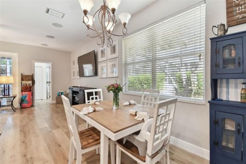 House in Valrico, Florida 5 bedrooms, 271.27 sq.m. № 1773091 - photo 18