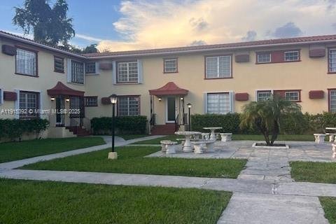 Купить кондоминиум в Майами, Флорида 1 спальня, 52.95м2, № 2054566 - фото 24