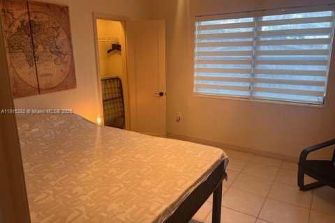 Купить кондоминиум в Майами, Флорида 1 спальня, 52.95м2, № 2054566 - фото 16