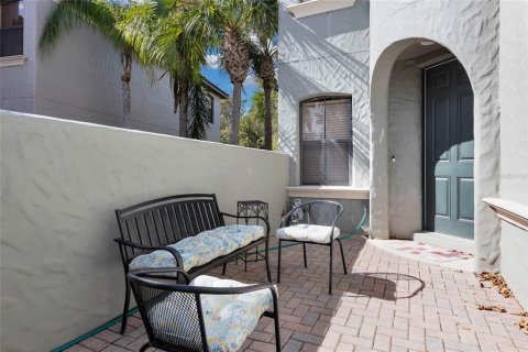 Townhouse in Kissimmee, Florida 4 bedrooms, 183.95 sq.m. № 1525437 - photo 5