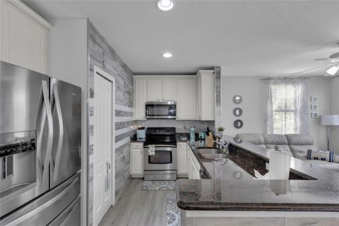 Townhouse in Kissimmee, Florida 4 bedrooms, 183.95 sq.m. № 1525437 - photo 9