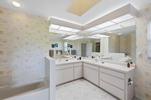 Villa ou maison à vendre à Sarasota, Floride: 3 chambres, 178.65 m2 № 2415548 - photo 26