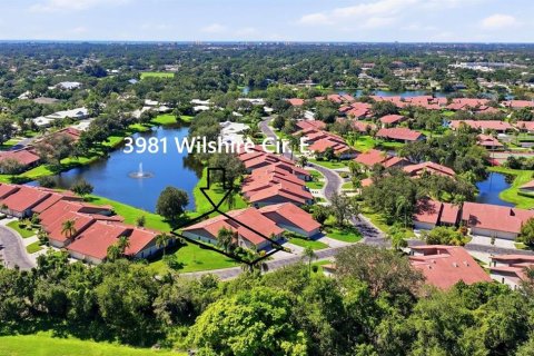 Villa ou maison à vendre à Sarasota, Floride: 3 chambres, 178.65 m2 № 2415548 - photo 2