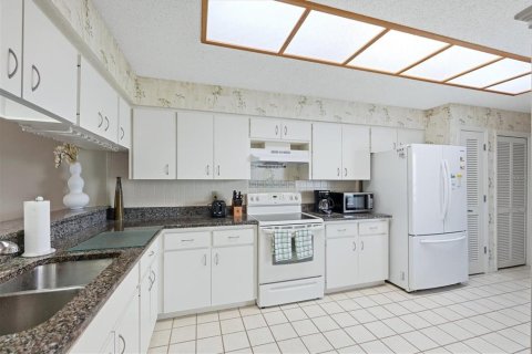 Villa ou maison à vendre à Sarasota, Floride: 3 chambres, 178.65 m2 № 2415548 - photo 15