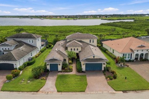 Villa ou maison à vendre à Bradenton, Floride: 4 chambres, 321.44 m2 № 2391158 - photo 3