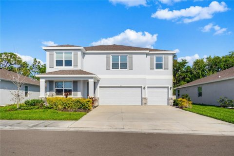 House in Bradenton, Florida 5 bedrooms, 369.29 sq.m. № 2099466