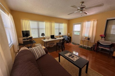 Casa en venta en New Port Richey, Florida, 2 dormitorios, 136.19 m2 № 1855750 - foto 28