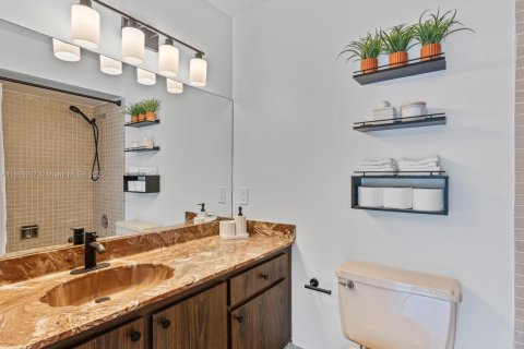 Touwnhouse à louer à Hollywood, Floride: 3 chambres, 218.32 m2 № 1941519 - photo 26