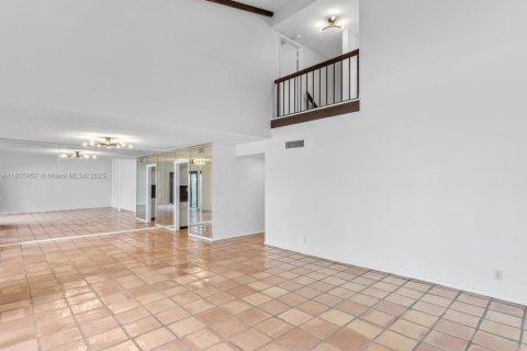 Touwnhouse à louer à Hollywood, Floride: 3 chambres, 218.32 m2 № 1941519 - photo 12