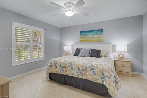 Copropriété à vendre à Naples, Floride: 2 chambres, 120.77 m2 № 2031609 - photo 17
