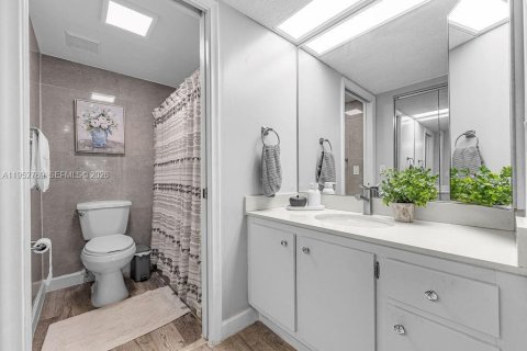 Condominio en venta en Pembroke Pines, Florida, 2 dormitorios, 110.74 m2 № 2008587 - foto 20