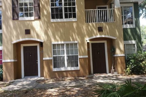 Condo in Orlando, Florida, 3 bedrooms  № 1838792 - photo 1