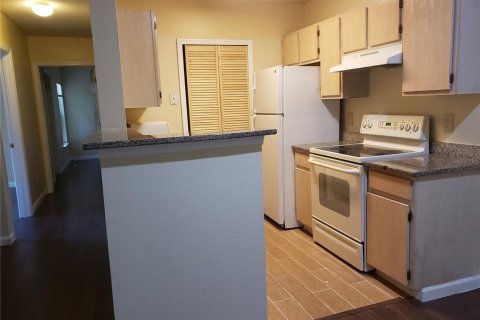 Condo in Orlando, Florida, 3 bedrooms  № 1838792 - photo 5