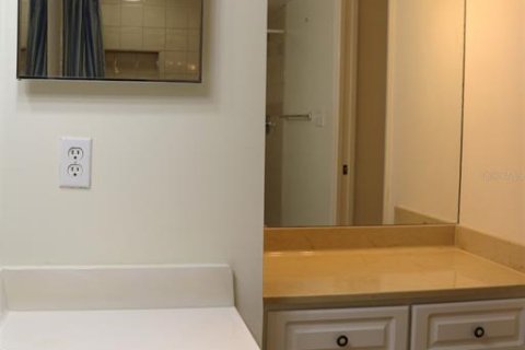 Купить кондоминиум в Сент-Питерсберг, Флорида 5 комнат, 128.21м2, № 1550417 - фото 23