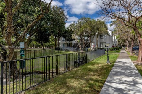Appartement à louer à Coconut Creek, Floride: 1 chambre, 72.37 m2 № 1947334 - photo 28