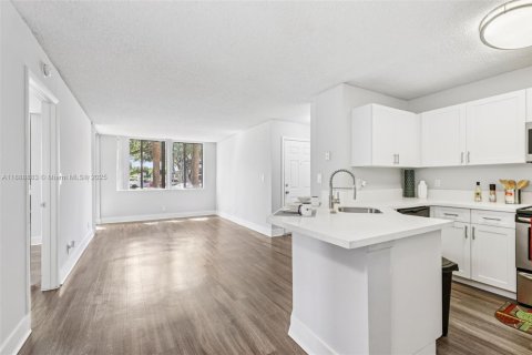Appartement à louer à Coconut Creek, Floride: 1 chambre, 72.37 m2 № 1947334 - photo 8