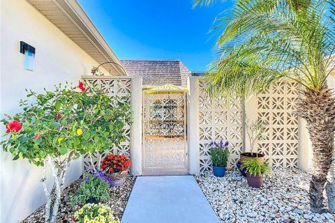 Casa en venta en Saint Petersburg, Florida, 2 dormitorios, 150.5 m2 № 1719769 - foto 5
