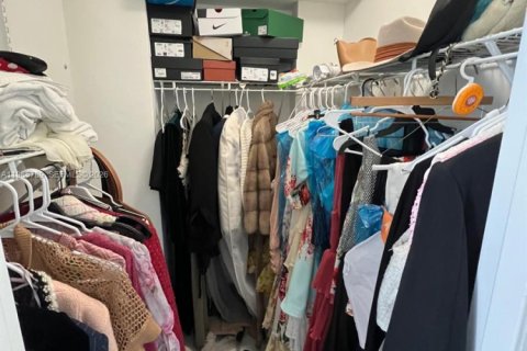 Купить кондоминиум в Бэл-Харбор, Флорида 44.69м2, № 2058577 - фото 20