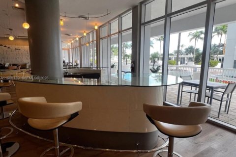 Купить кондоминиум в Бэл-Харбор, Флорида 44.69м2, № 2058577 - фото 8