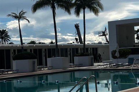 Купить кондоминиум в Бэл-Харбор, Флорида 44.69м2, № 2058577 - фото 23