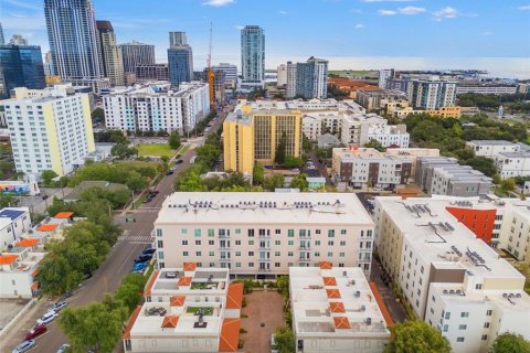 Condominio en venta en Saint Petersburg, Florida, 3 dormitorios, 153.29 m2 № 1893869 - foto 5